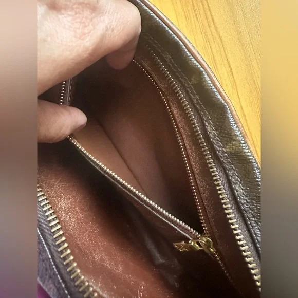 LOUIS VUITTON Marly Dragonne leather Monogram Brown Clutch Bag - Picture 9 of 16